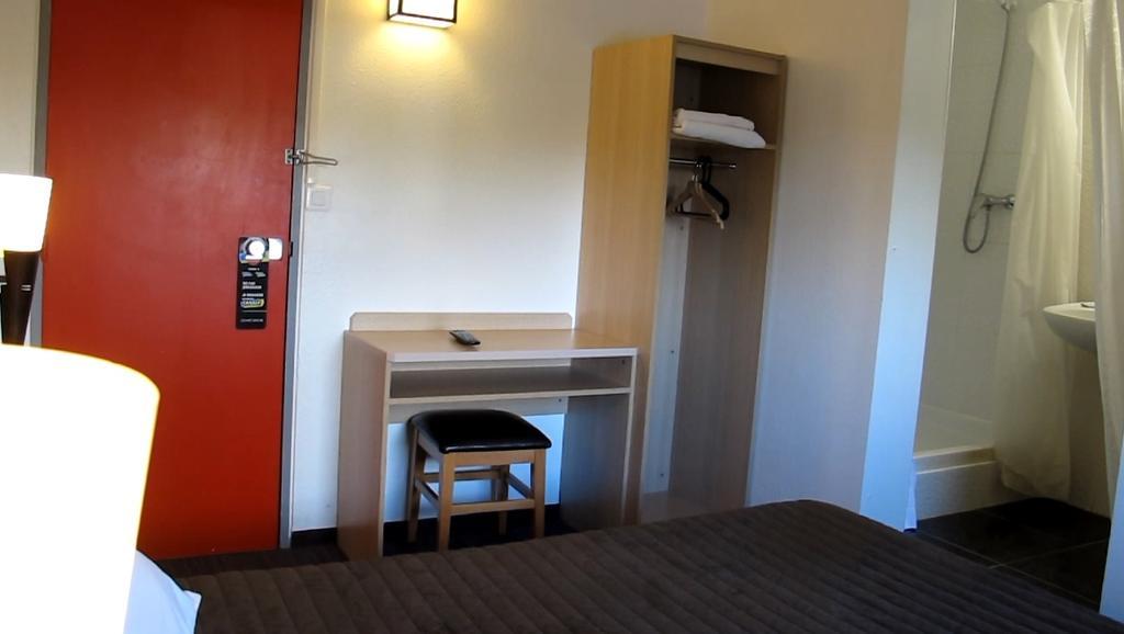 Hotel Class'Eco Courcouronnes Exteriér fotografie