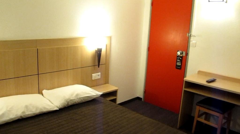 Hotel Class'Eco Courcouronnes Exteriér fotografie